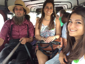 paula-roma-amish
