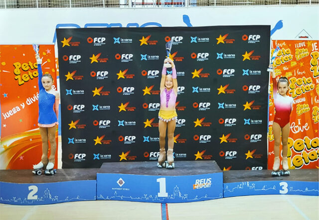 iria-sanchez-podi-trofeu-catalunya-patinatge-artistici-2024