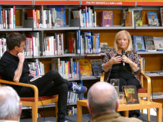 ‘La misteriosa creació d’un perfum’ és el primer llibre de Carme Muntada