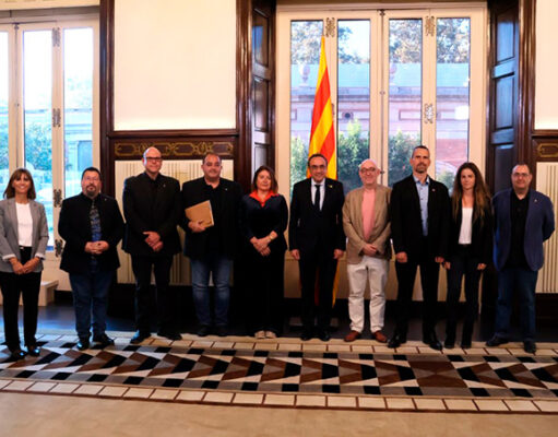 El president del Parlament de Catalunya rep la Cobla Lluïsos de Taradell pels seus 150 anys d’història
